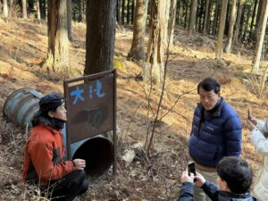 R7.12.29みどり市東町クマ被害視察